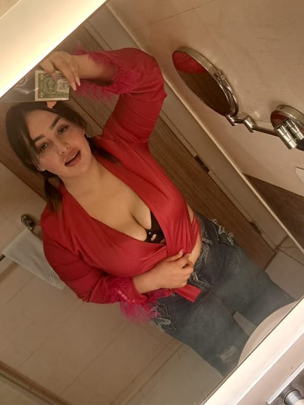 College Escorts in Electronic City – Book Now