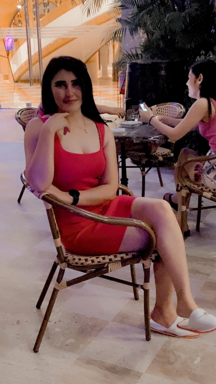 Esocrt Service in banglore and VIP call Girls